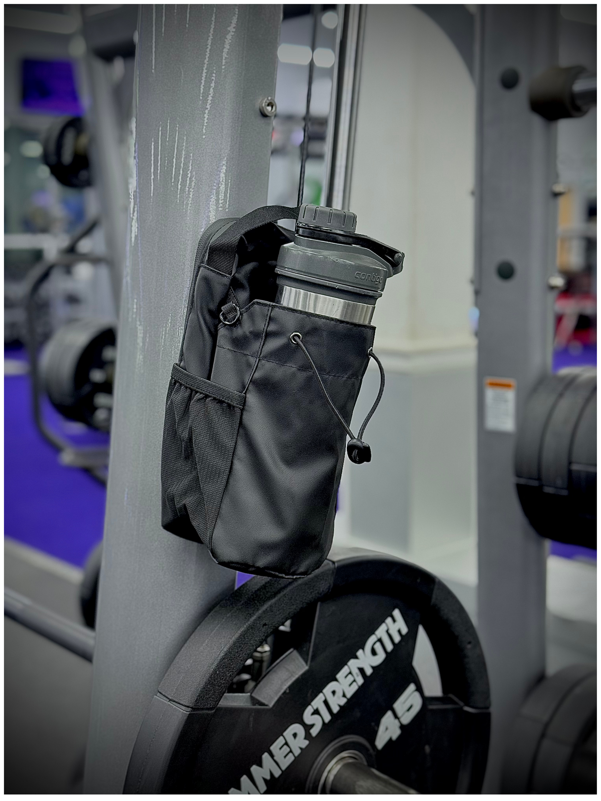 Neomagbag Pro mounted to steel equipment during workout